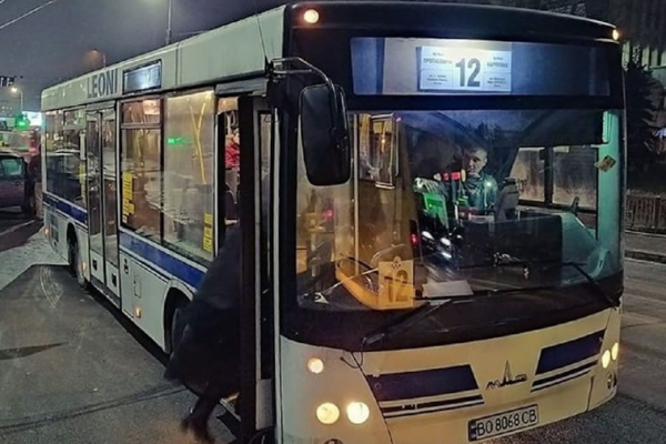 12 автобус Тернополь