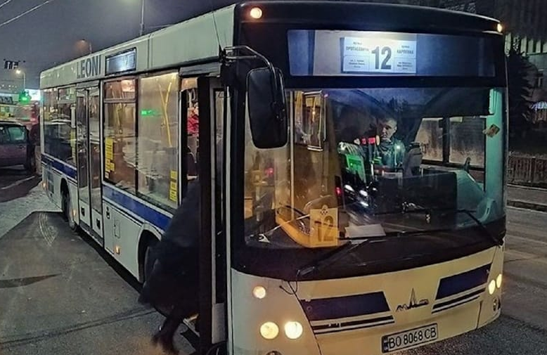12 автобус Тернополь