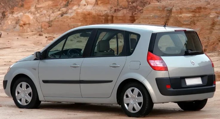 Сколько литров масла в коробке Renault Scenic 2?